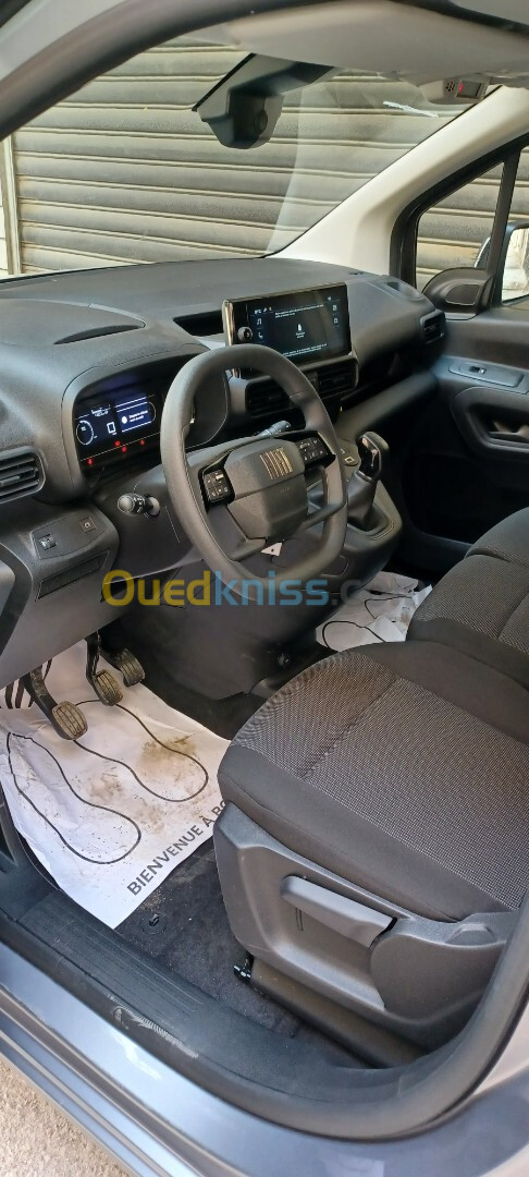 Fiat Professional Doblo 2024 Novo