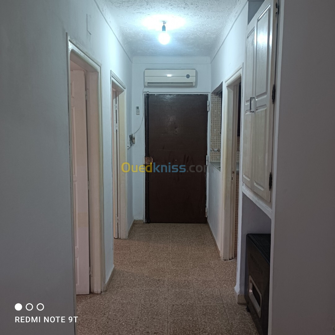 Location Appartement F4 Alger Bordj el bahri