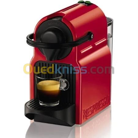 Nespresso Inissia avec 14 capsules cadeau -rouge