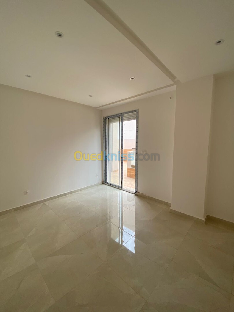 Vente Appartement F3 Alger El achour