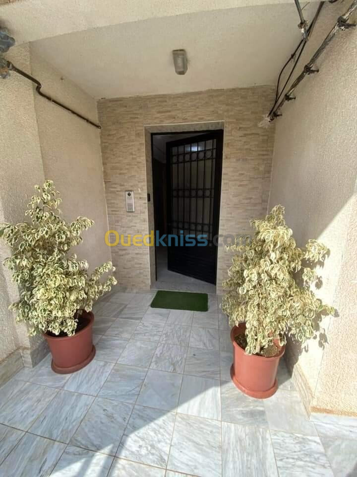 Vente Appartement F4 Alger Bordj el bahri