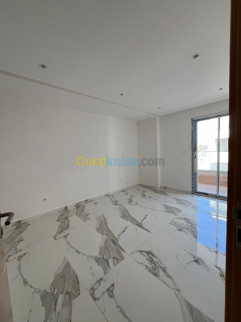 Vente Appartement F3 Alger El achour