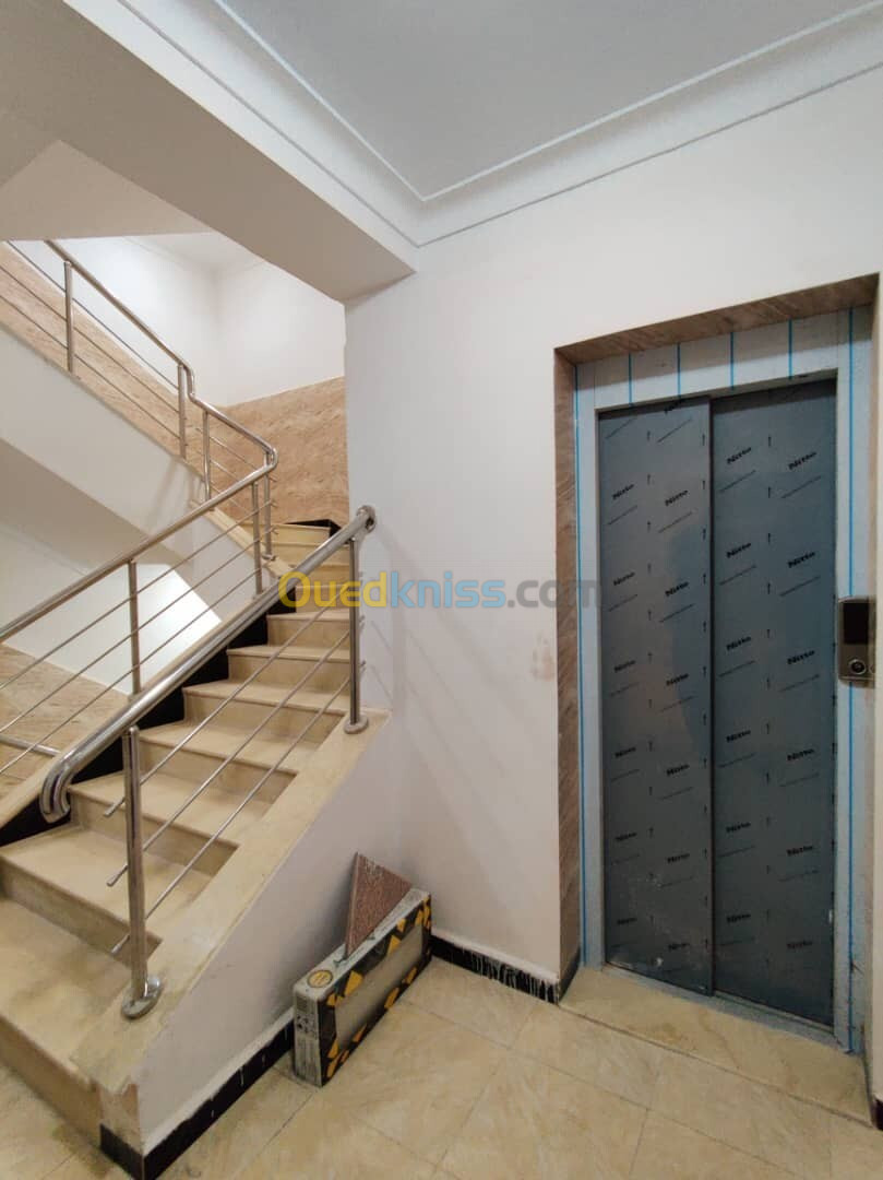 Vente Appartement F4 Alger Bordj el kiffan