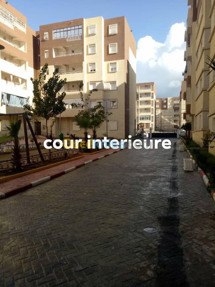 Location Appartement F4 Alger Bordj el bahri