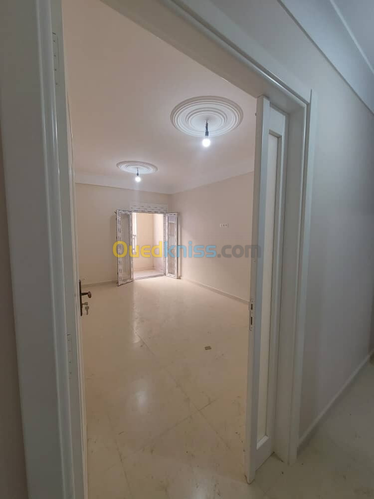 Vente Appartement F3 Alger Bordj el kiffan