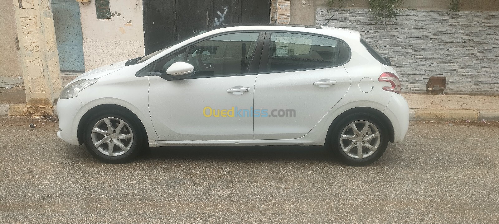 Peugeot 208 2013 Allure