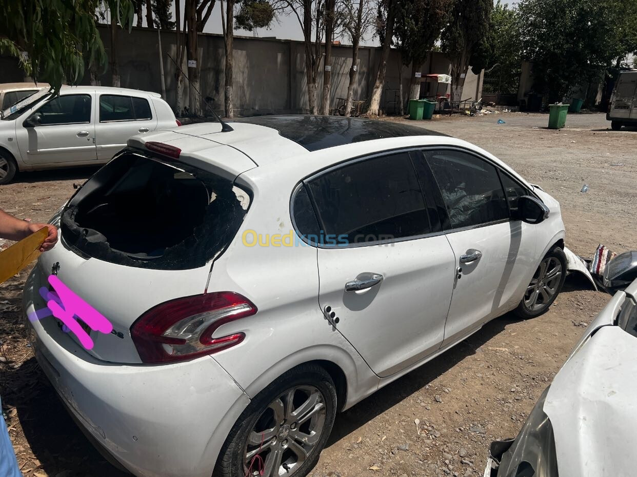 Peugeot 208 2024 Allure