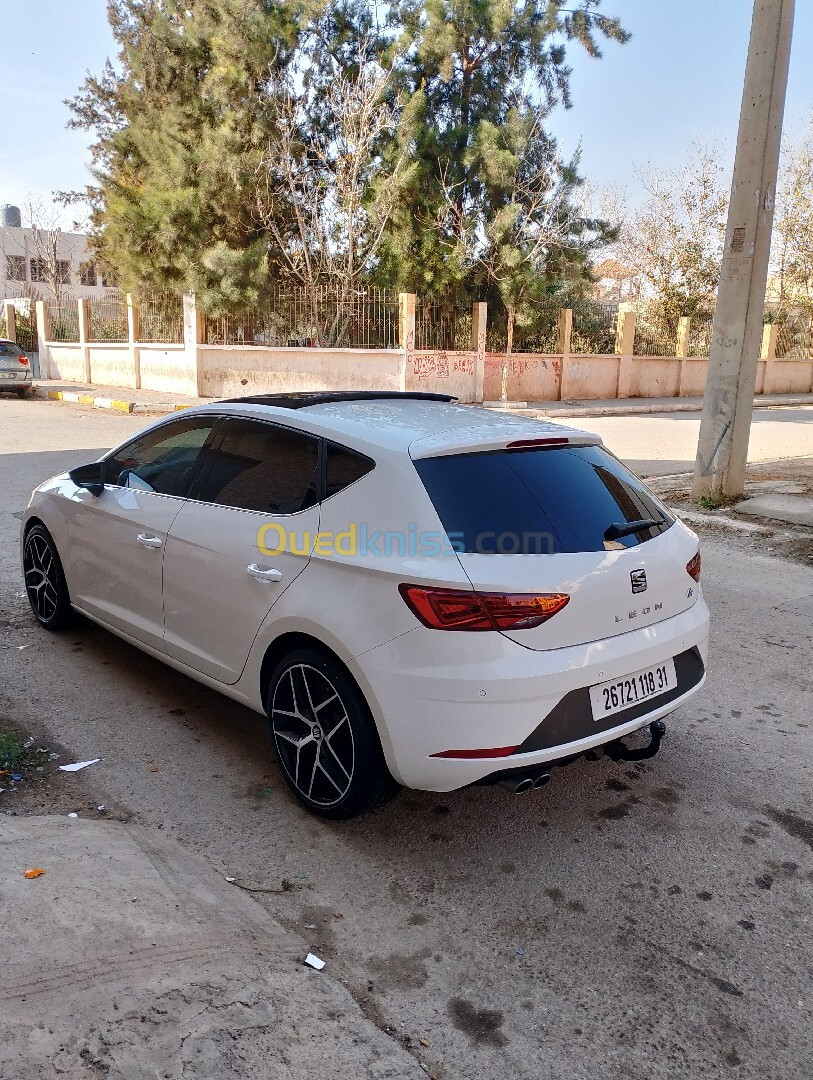 Seat Leon 2018 FR seat sound