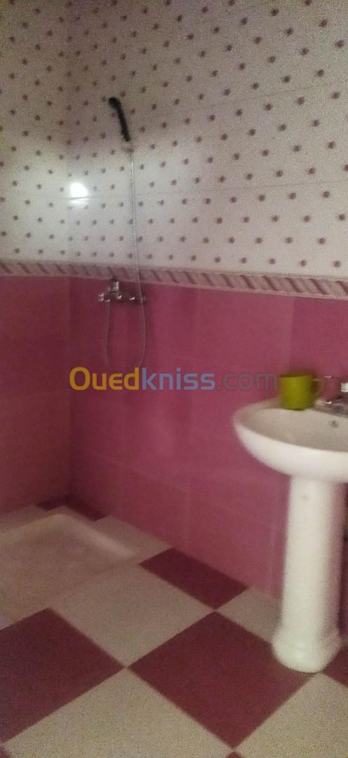 Location Appartement F1 Jijel Jijel