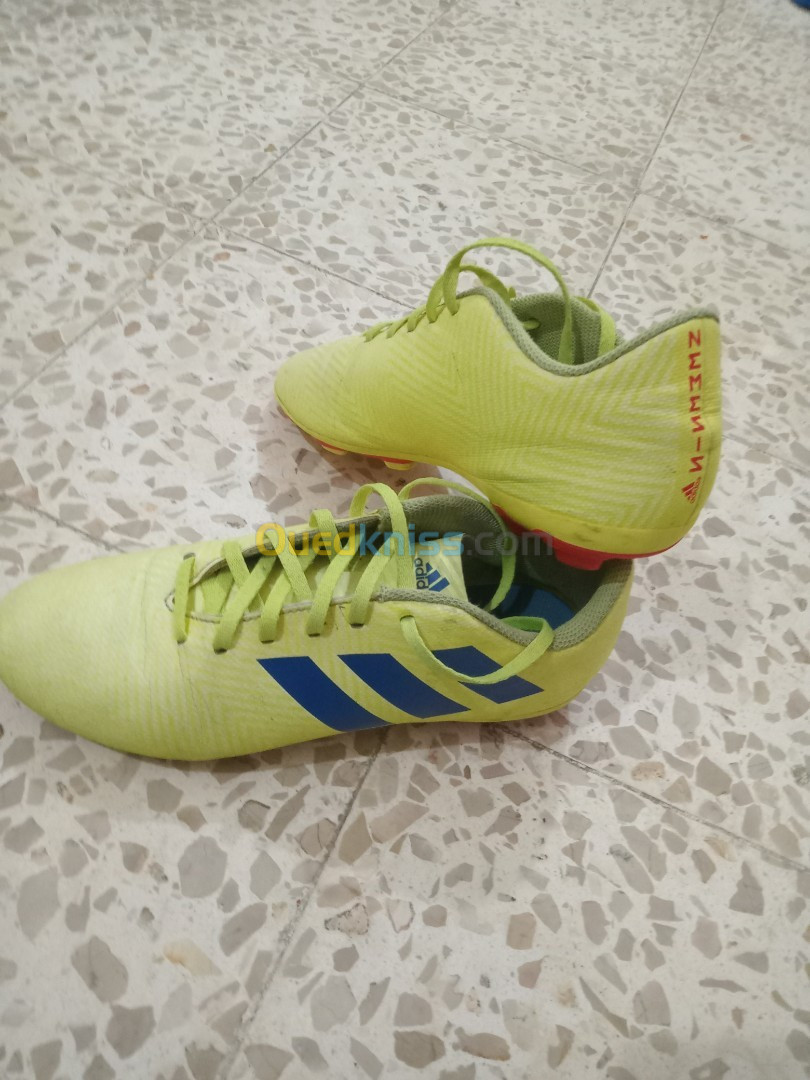 Vente souliers de foot Adidas pointure 38,5