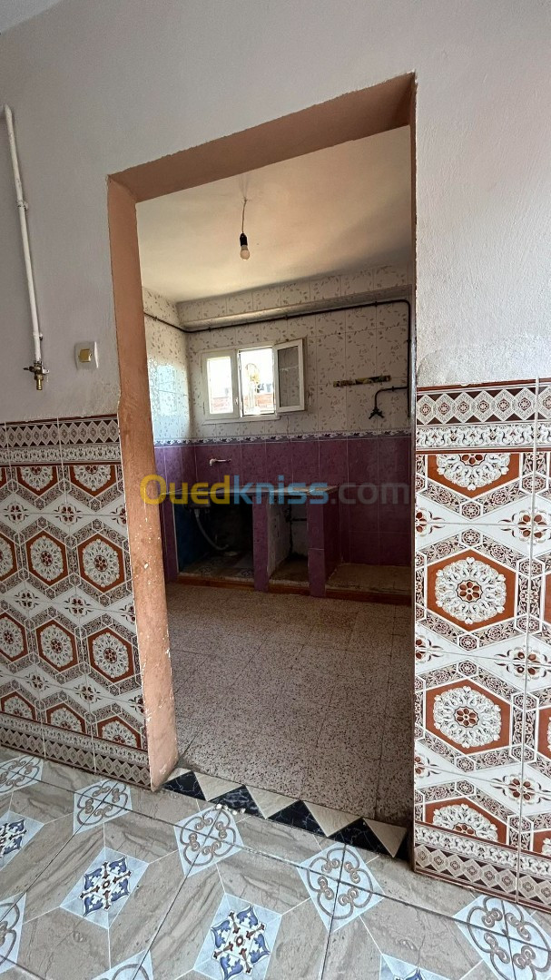 Location Appartement F2 Alger Les eucalyptus