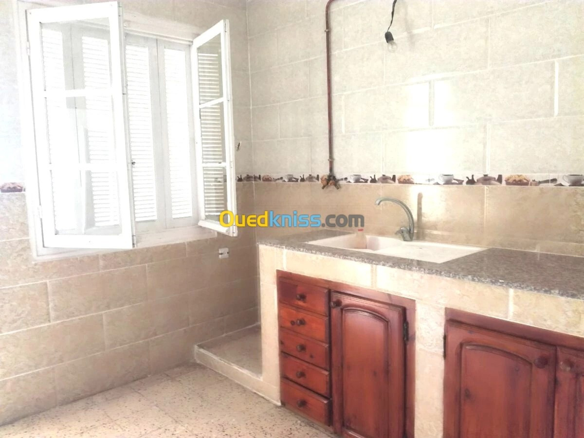 Location Appartement F3 Tipaza Kolea