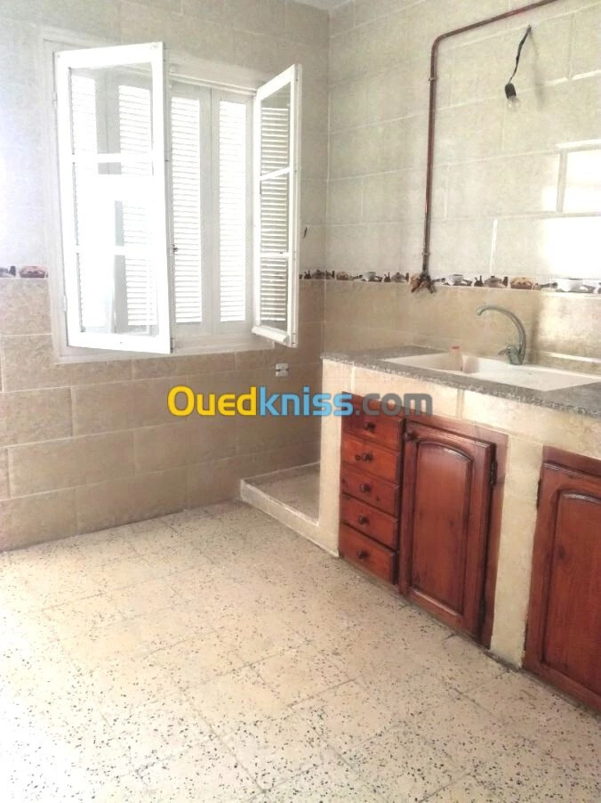 Location Appartement F3 Tipaza Kolea