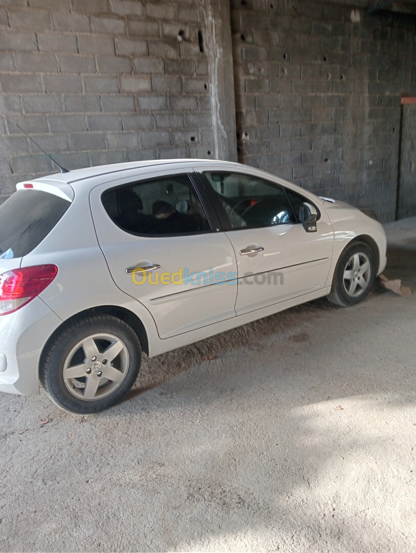 Peugeot 207 2012 Sportium