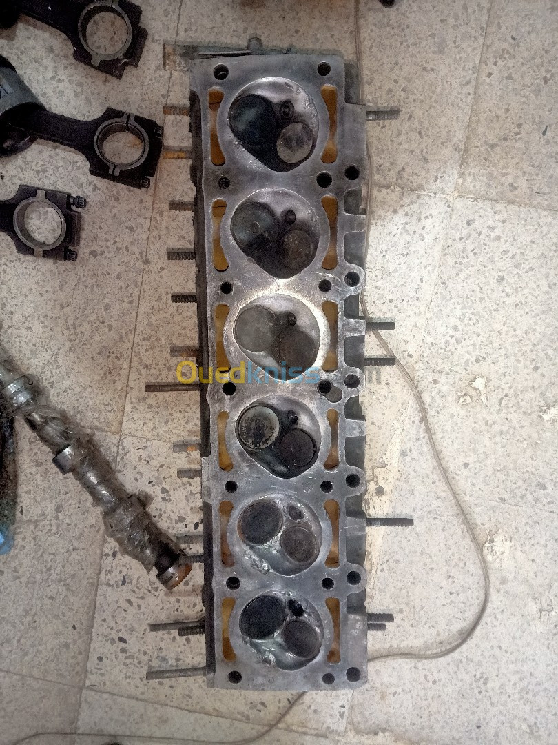 Moteur BMW 6 cylindre en ligne 