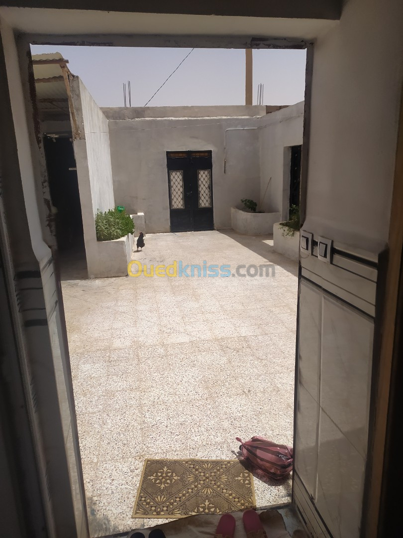 Vente bien immobilier Laghouat Sidi makhlouf