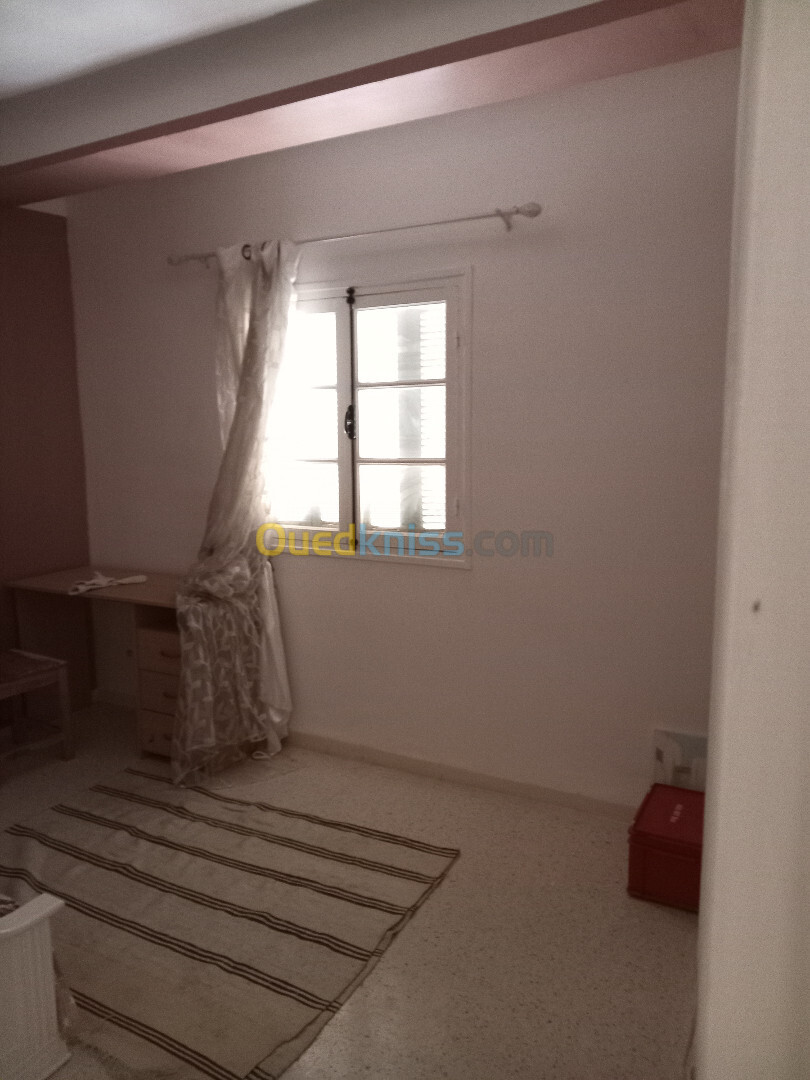 Location Appartement F4 Alger Douera