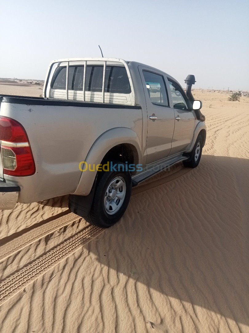 Toyota Hilux 2015 LEGEND DC 4x4