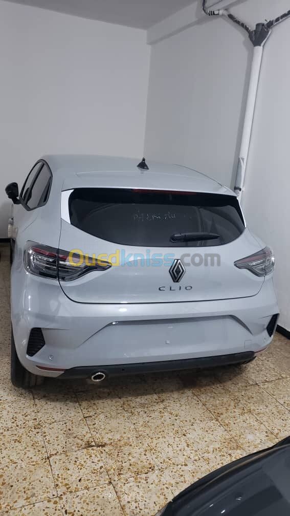 Renault Clio 2024 Evolution phase 2