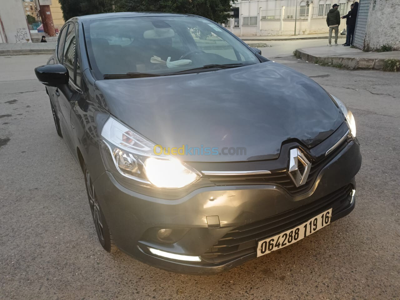 Renault Clio 4 2019 Limited 2