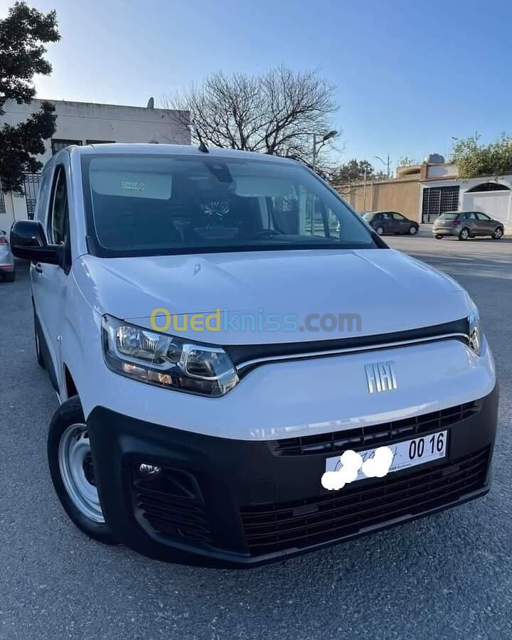 Fiat Doblo 2023 Doblo italien