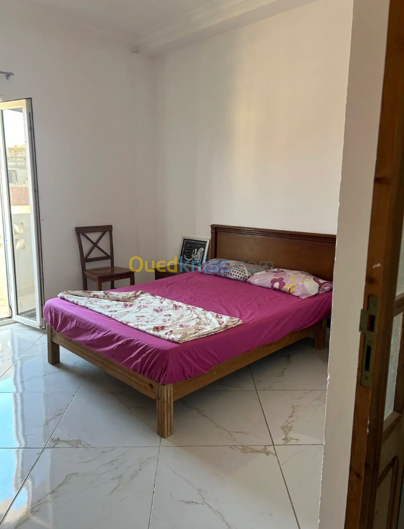 Location vacances Appartement F5 Mostaganem Mostaganem