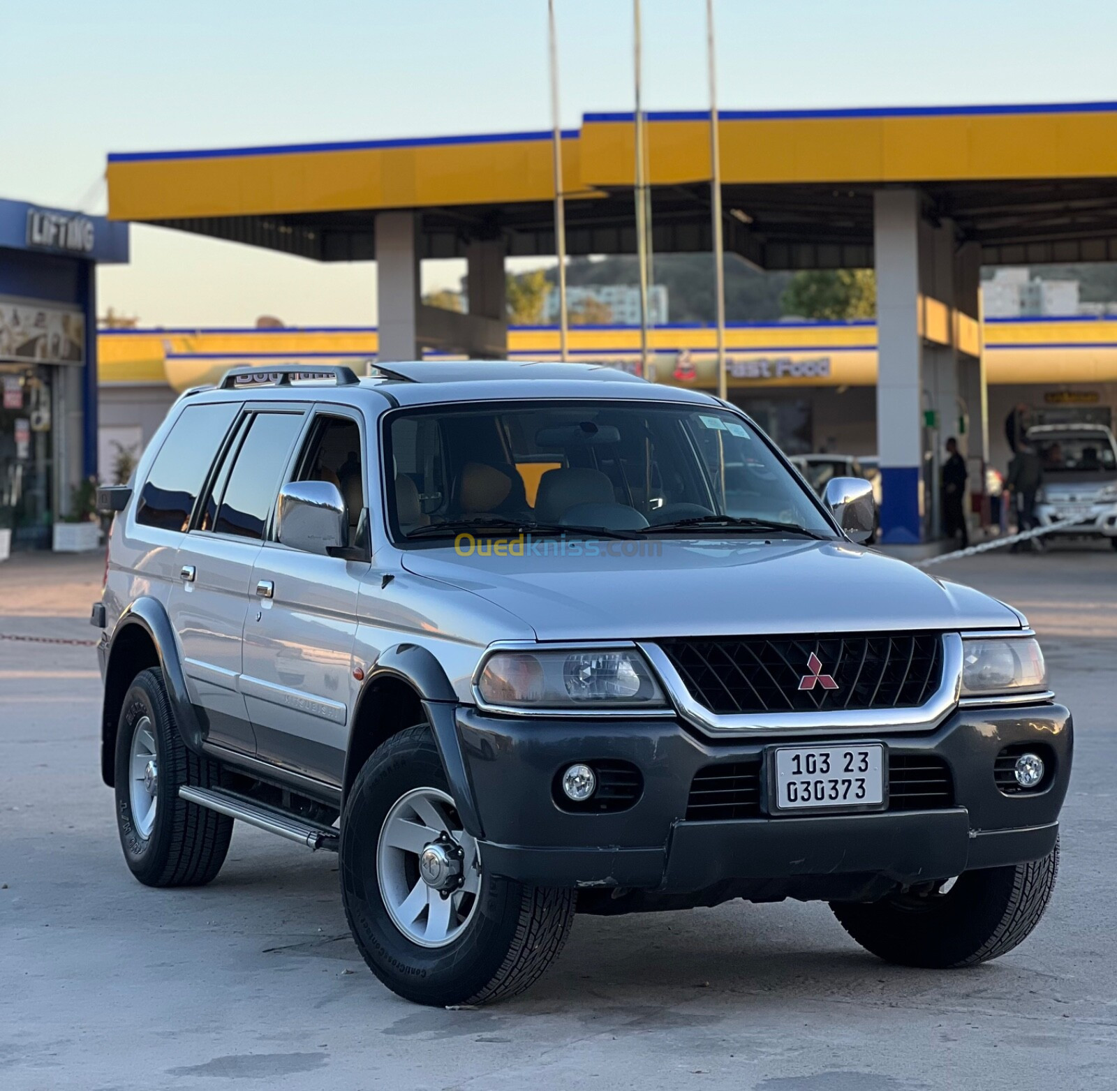 Mitsubishi Pajero 2003 