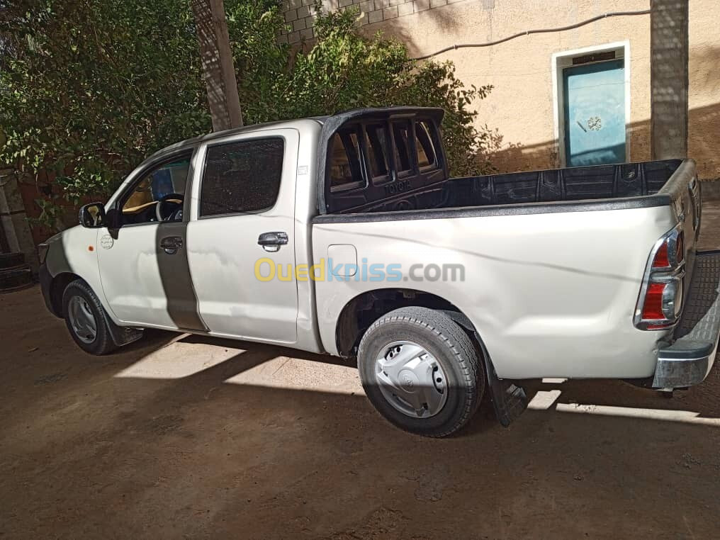 Toyota Hilux 2014 LEGEND DC 4x2