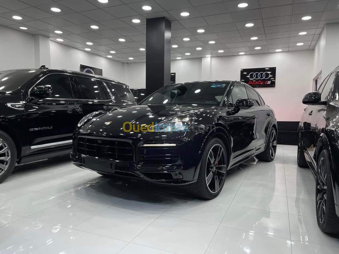 Porsche Cayenne 2024 GTS