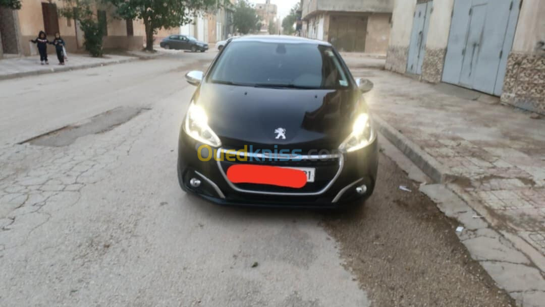 Peugeot 208 2016 Allure Facelift