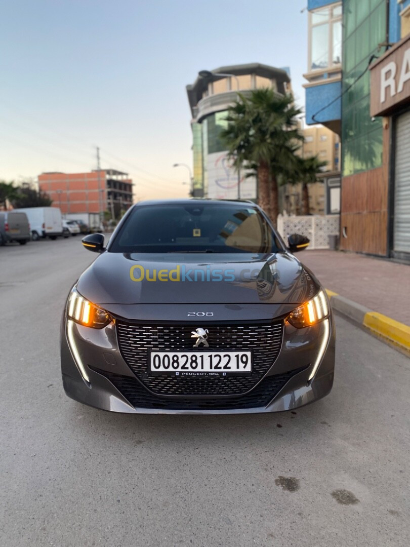 Peugeot 208 2022 GT