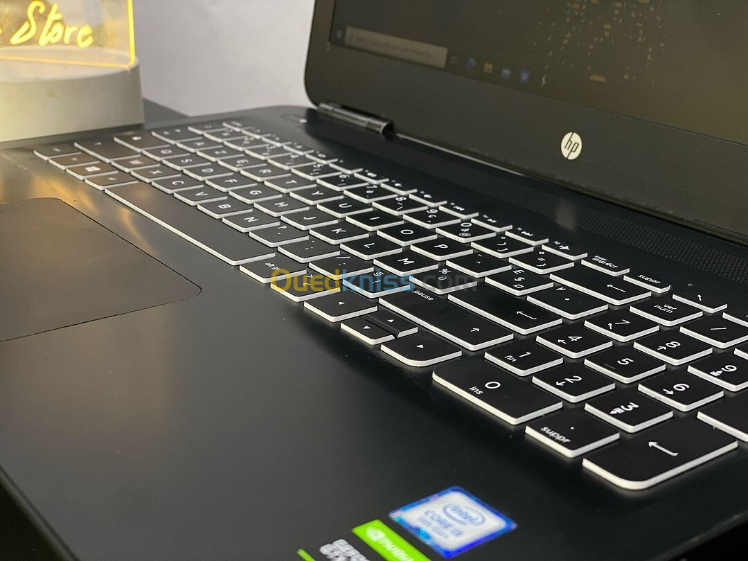 HP PAVILION GAMING I5-9300H 8GB 128GB SSD + 1TB HDD GTX 1050