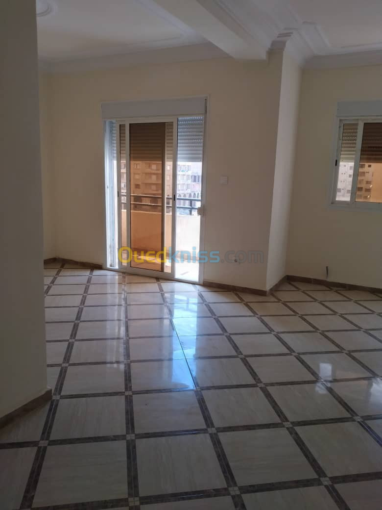 Vente Appartement F4 Alger Bordj el bahri