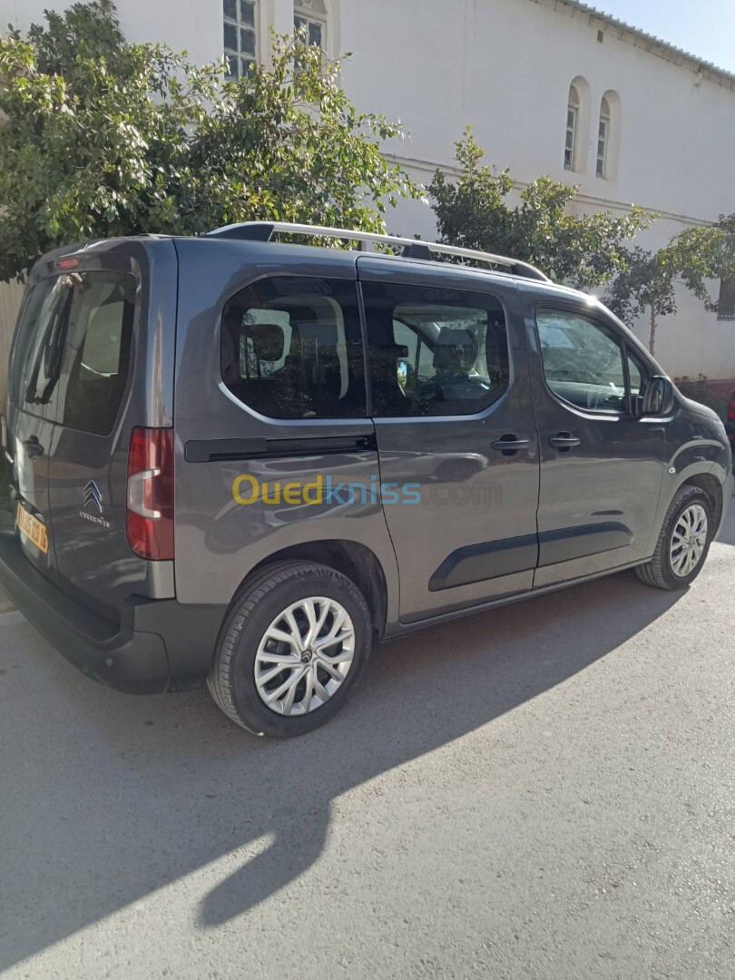 Citroen Berlingo 2023 Top