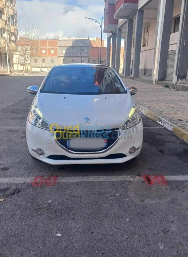 Peugeot 208 2015 208