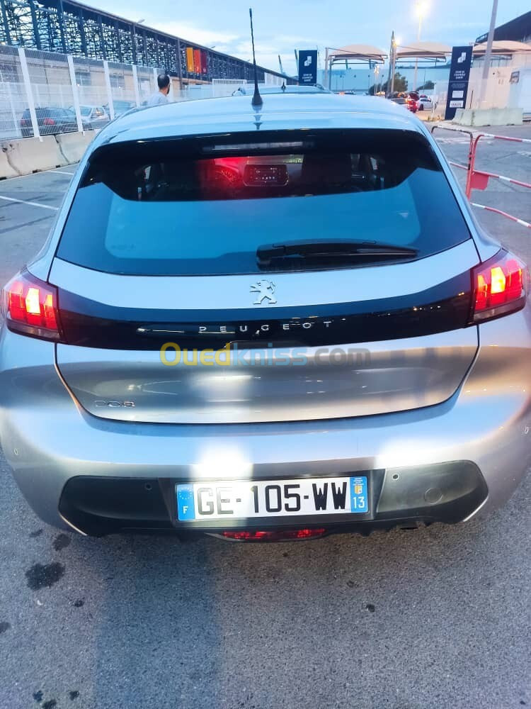 Peugeot 208 2022 Allure