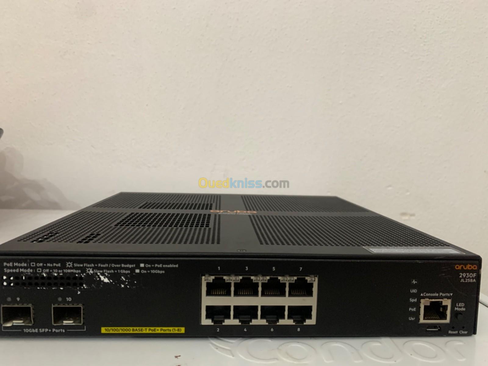 Switch /commutateur réseau ethernet Aruba 2930F