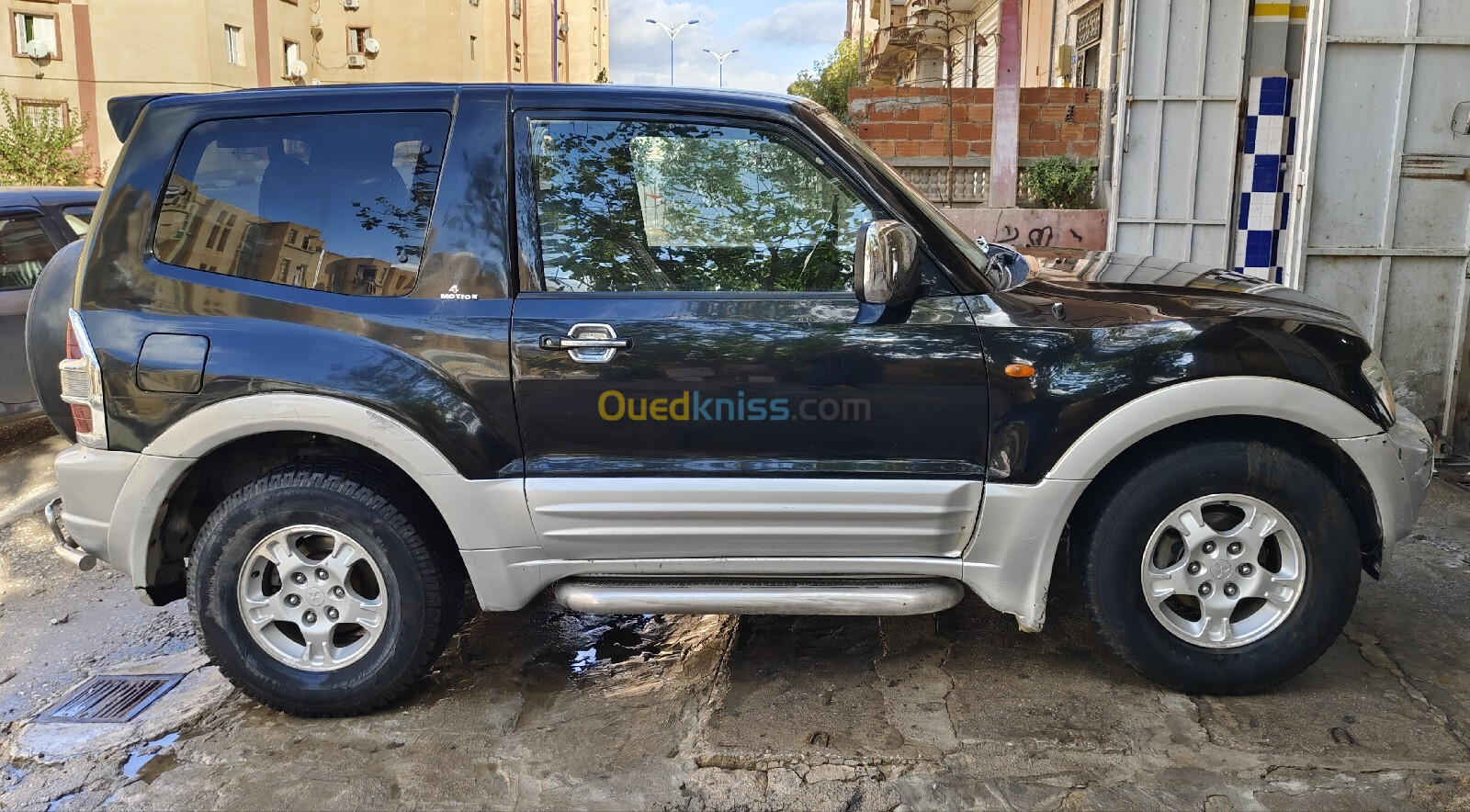 Mitsubishi Pajero Court 2001 