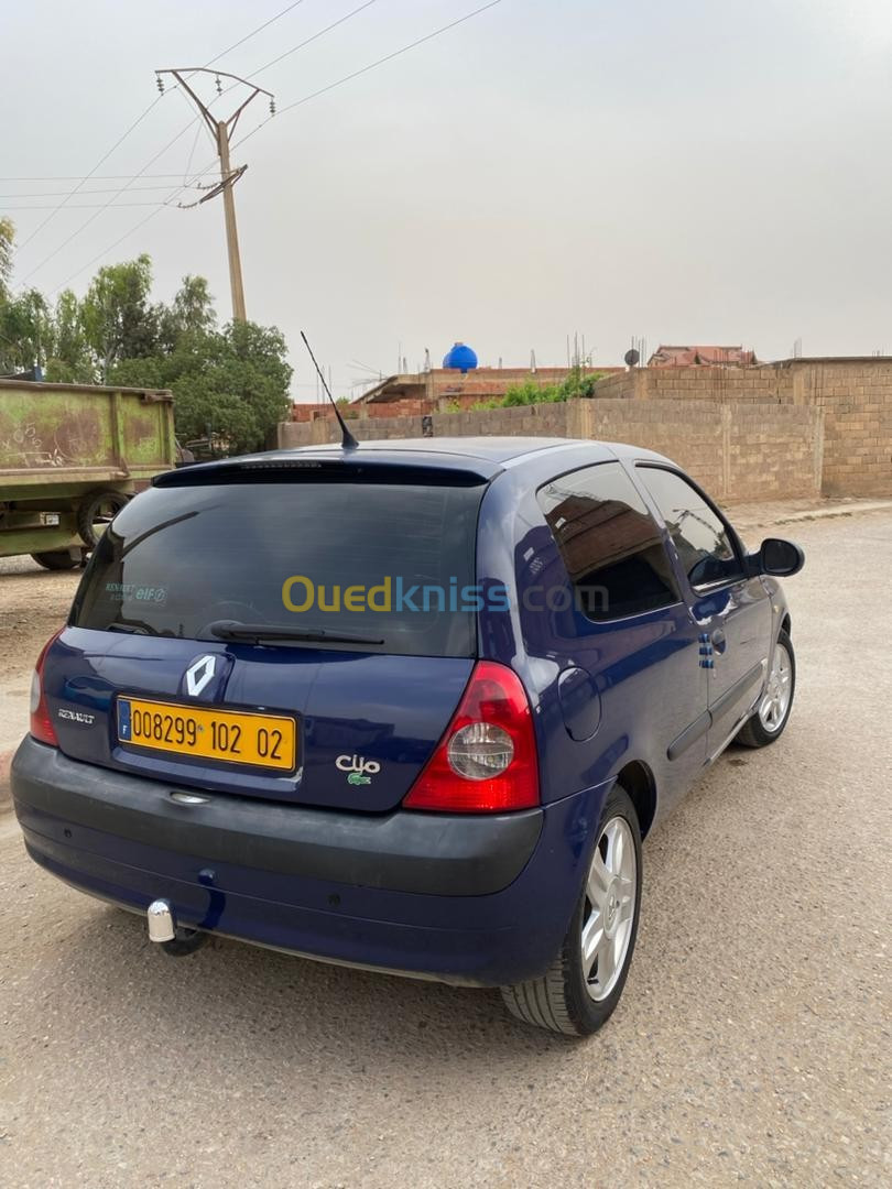 Renault Clio 2 2002 Clio 2 Chlef Algérie