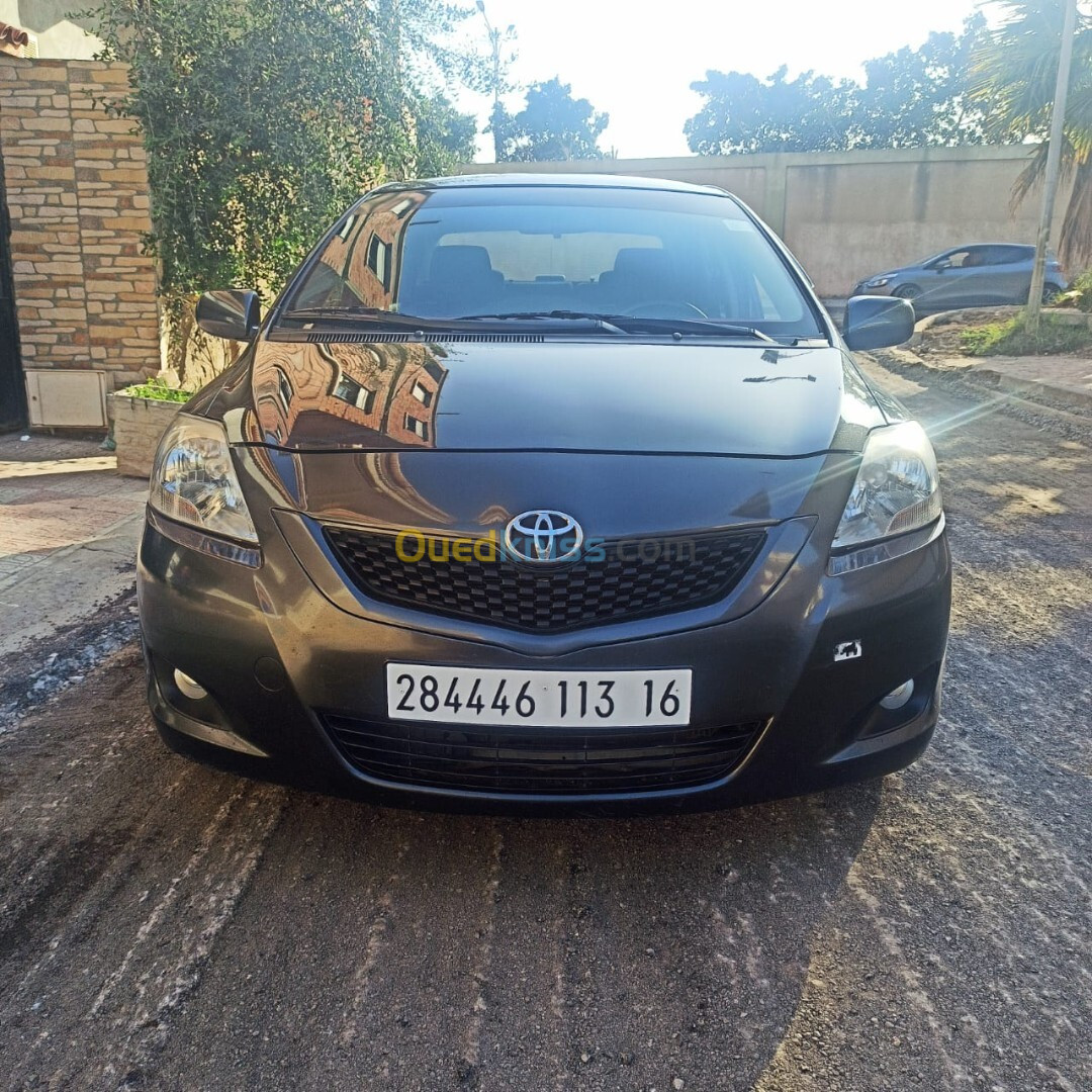 Toyota Yaris Sedan 2013 Select