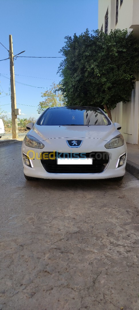 Peugeot 308 2013 