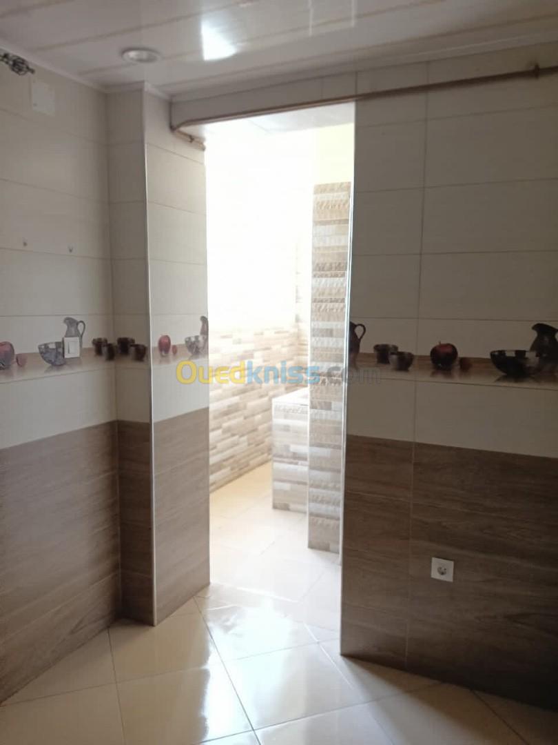 Vente Appartement F4 Alger Bordj el bahri