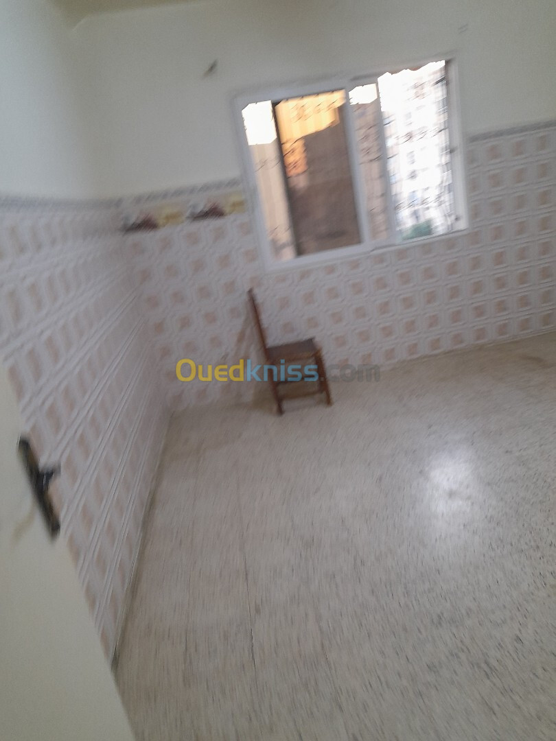 Location Appartement F4 Blida Ouled yaich