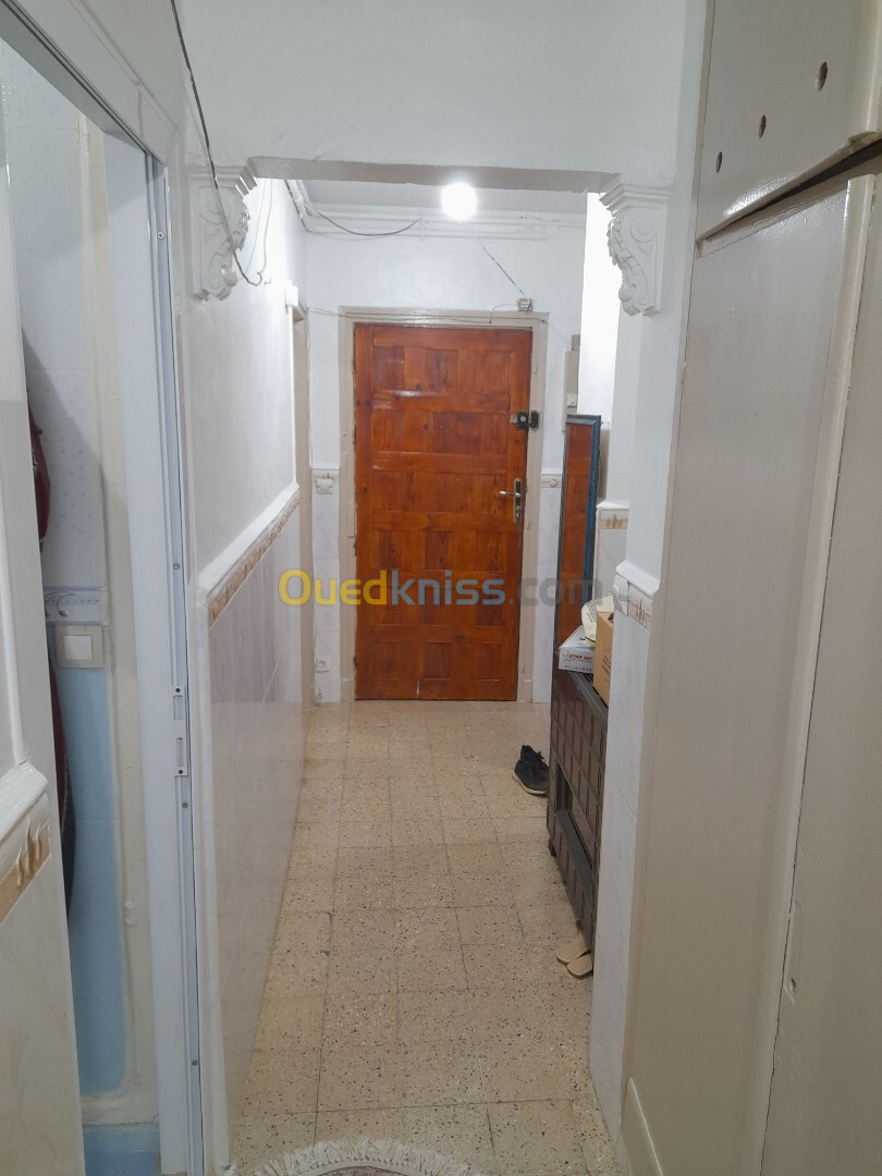 Location Appartement F4 Blida Ouled yaich