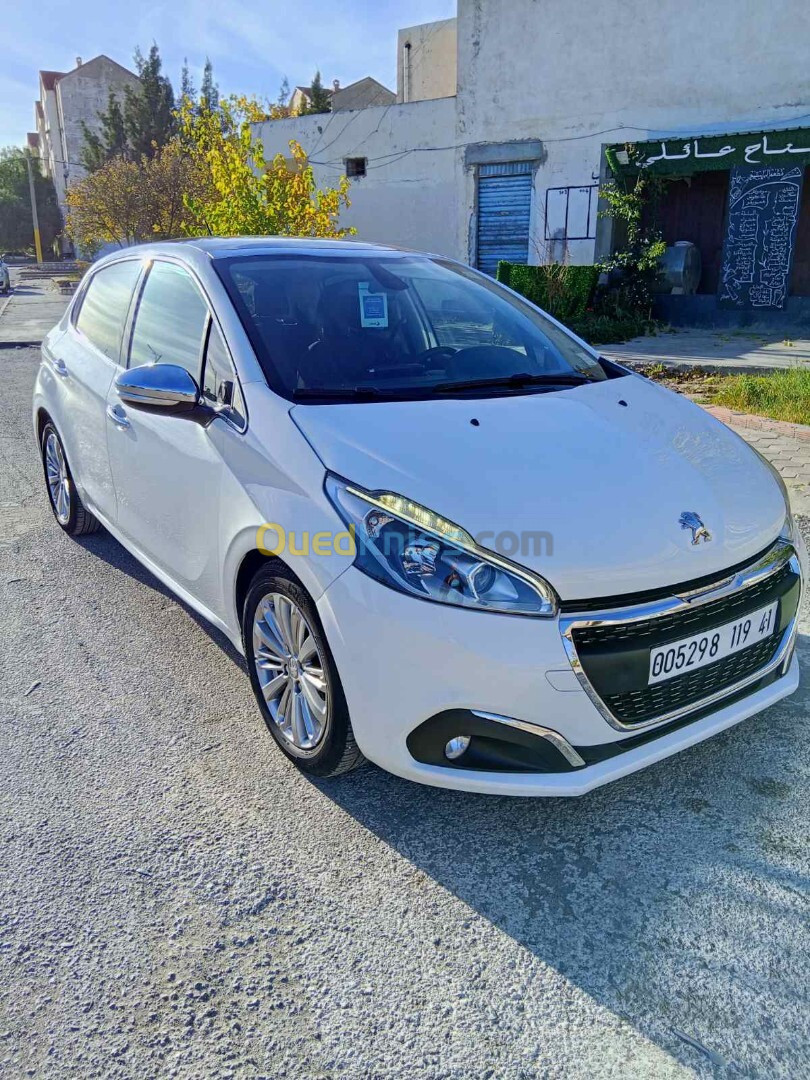 Peugeot 208 2019 Allure Facelift