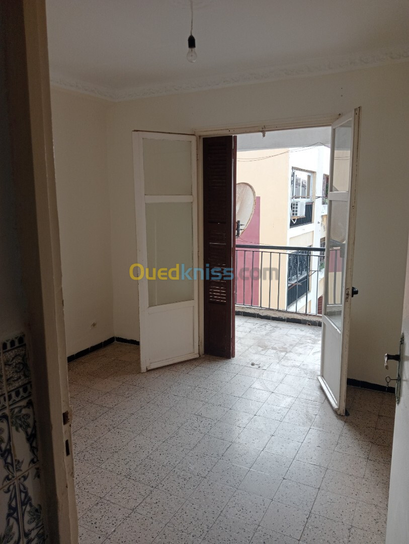 Vente Appartement F3 Tipaza Bou ismail