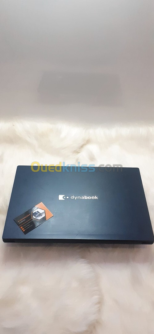 DYNABOOK TECRA A50 (TOSHIBA)