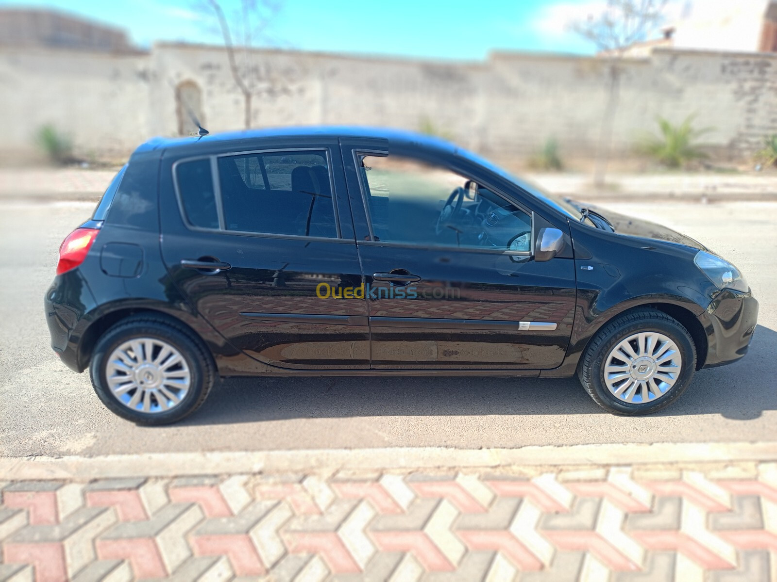 Renault Clio 3 2012 Night and Day