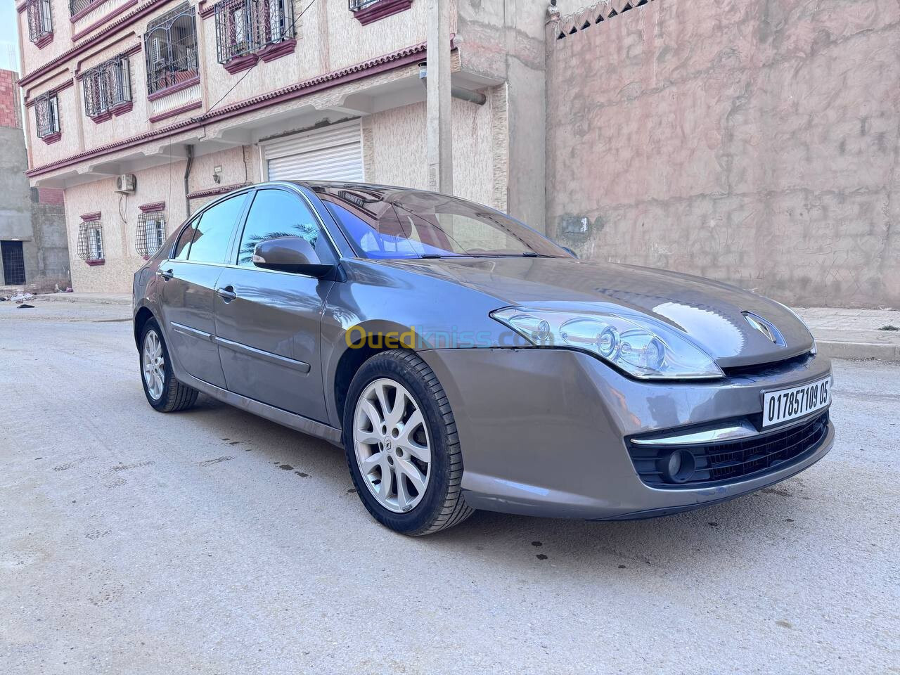 Renault Laguna 2009 150 ch