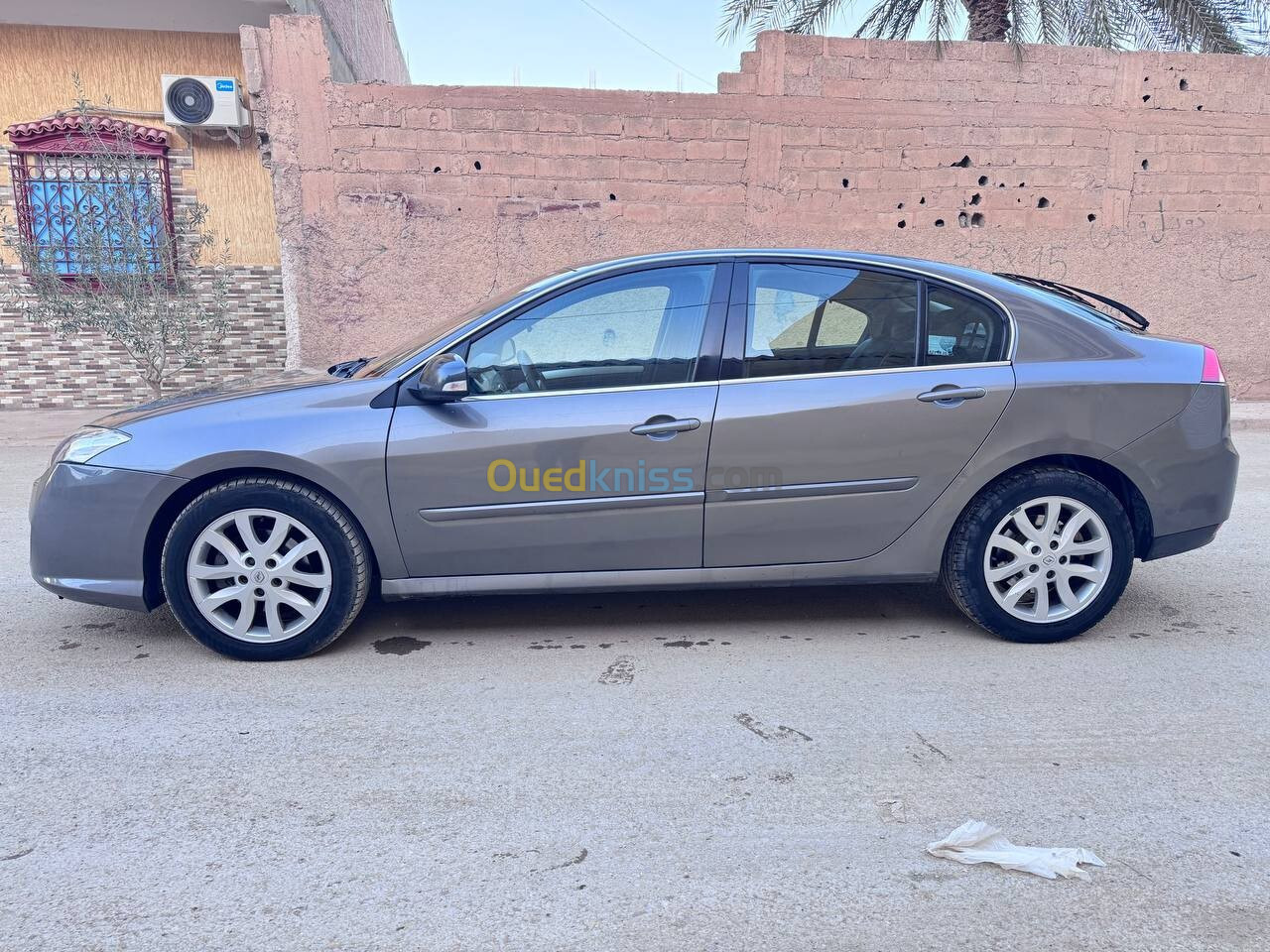 Renault Laguna 2009 150 ch